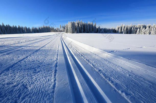 冬季景观和滑雪道