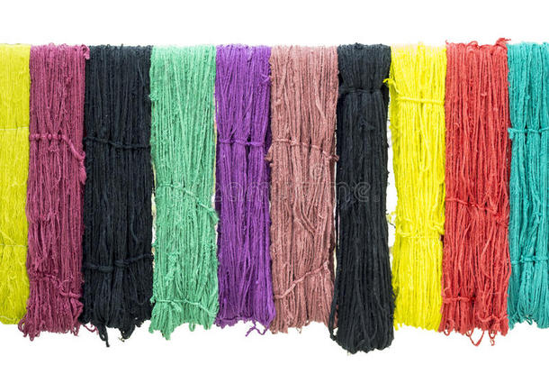 国产染料生产中纺织品的多色化