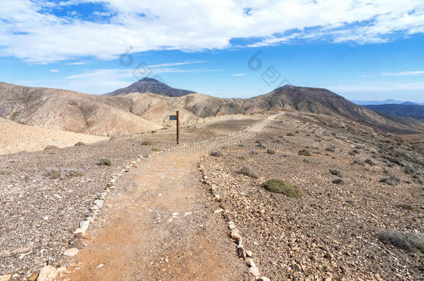 fuerteventura-卡登山的徒步<strong>旅行路线</strong>