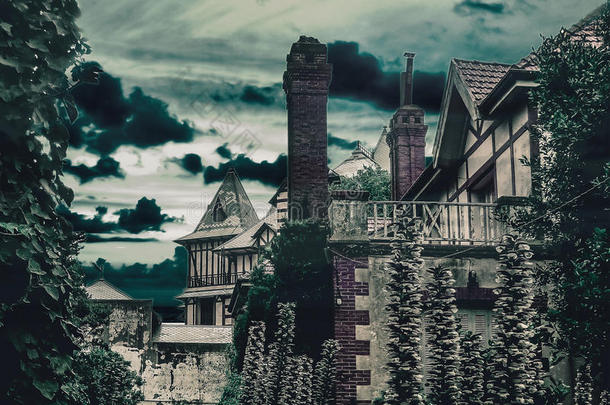 黑暗场景<strong>中世纪风格</strong>的房屋