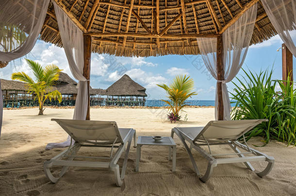 坦桑尼亚桑给巴尔海滩休息室和海滩酒吧