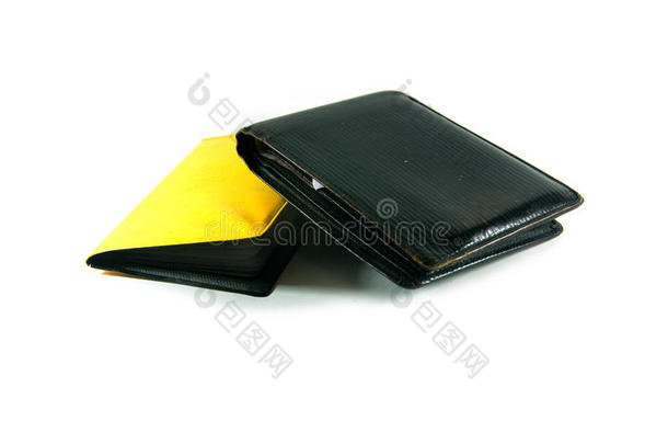 黑色钱包和黄色书卡
