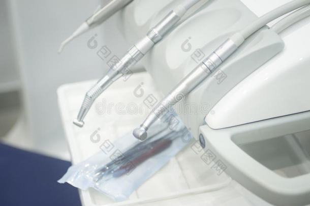 牙科器械牙科钻头清洁工具牙科医生外科诊所