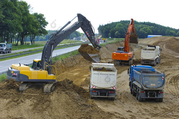 德国的高速公路正在<strong>建设中</strong>