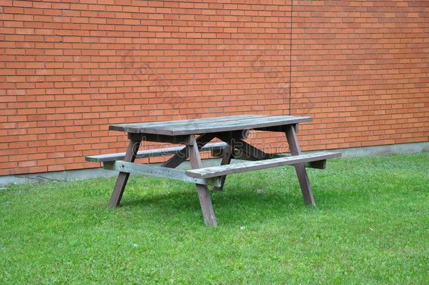 空野餐桌