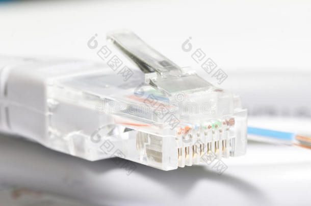 rj45插头连接器