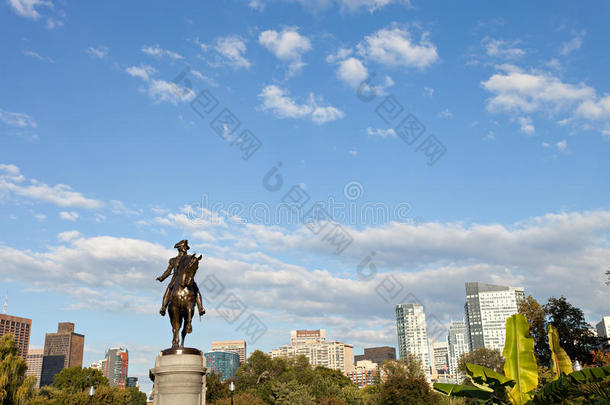 波士顿<strong>乔治华盛顿</strong>雕像