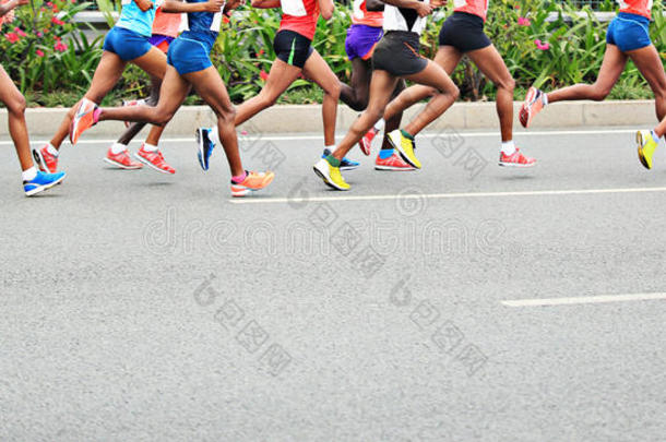 马拉松运动员跑步