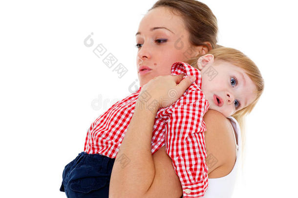 带着小宝宝<strong>的</strong>母亲。