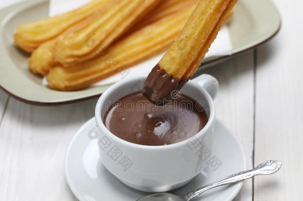 巧克力和热巧克力，西班牙早餐
