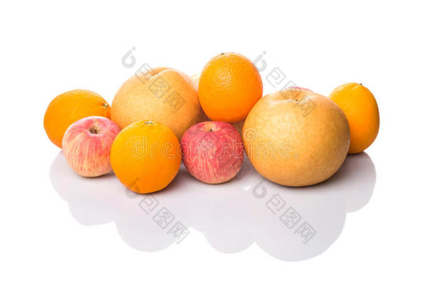 一组<strong>春晚</strong>苹果，亚洲梨和橘子