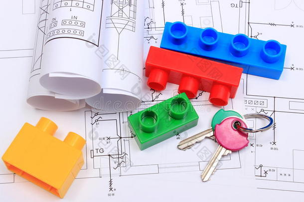 房屋图纸上的家庭钥匙、建筑模块和电气图