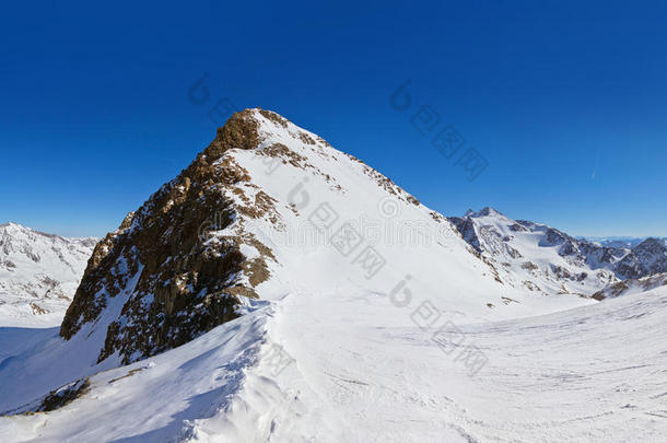 奥<strong>地</strong>利因斯布鲁克山<strong>地滑</strong>雪度假村