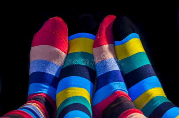 情人节夫妇的彩色袜子