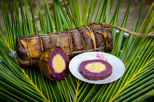 banh tet，圆柱形糯米，越南本地特产