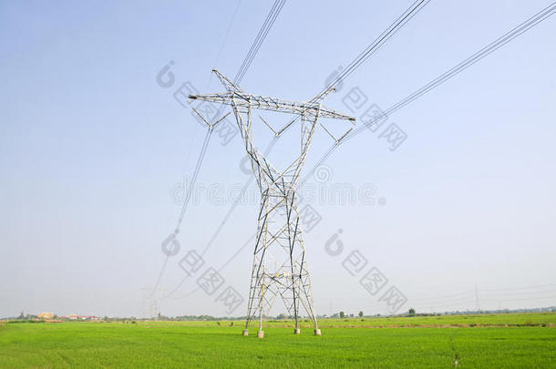 电力柱和电力传输