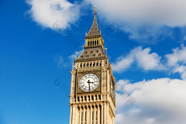 伦敦大本钟。
