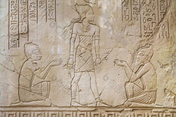 古埃及艺术沉没了