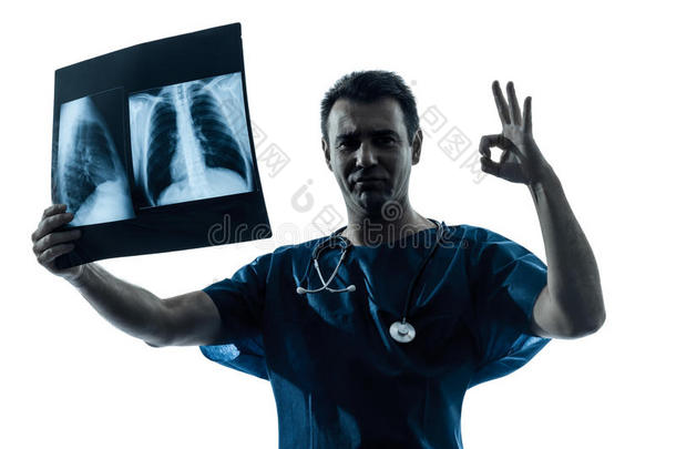 医生，外科医生，放射科医生，手势，检查肺部躯干