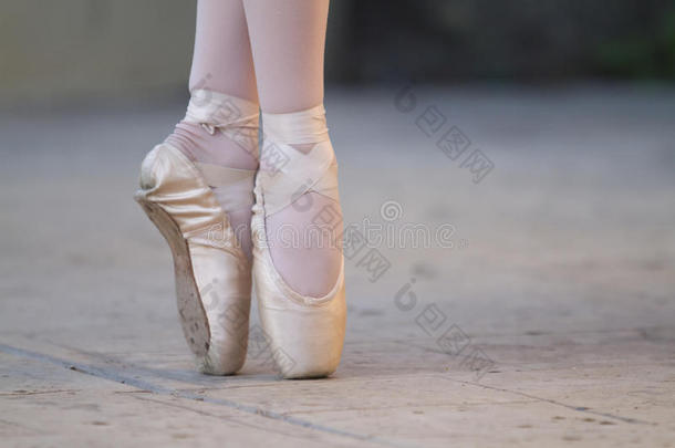 芭蕾<strong>舞鞋</strong>