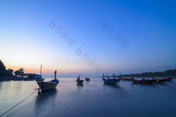 雷永省雷英海的船，