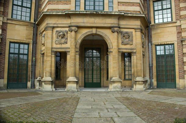 伦敦格林威治埃尔瑟姆艺术装饰宫入口