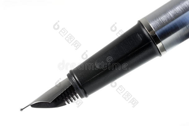 钢笔笔尖关闭不锈钢隔离在白色背景上