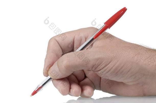 用红色圆珠笔手写或签名，白色背景