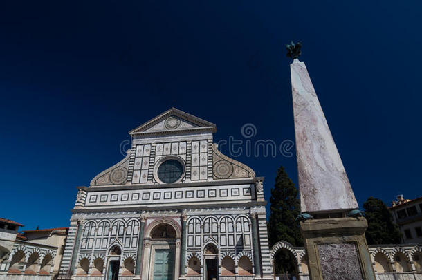 意大利佛罗伦萨圣玛丽亚教堂和纪念碑