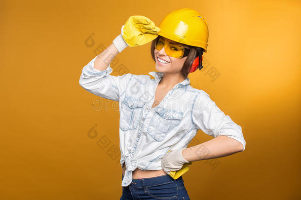建筑女工
