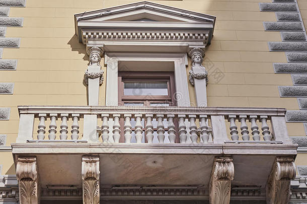 雅典，希腊，<strong>新古典</strong>建筑的阳台