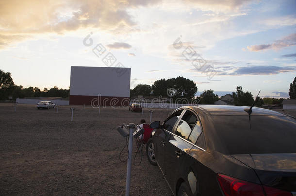 日落时<strong>的</strong>空电影屏幕，<strong>电影院的</strong>明星驱动器，蒙特罗斯，科罗拉多州，美国