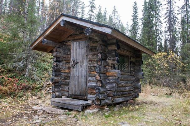 古董建筑学秋天建筑小屋