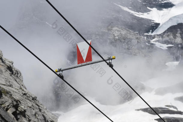 阿尔卑斯山电缆接<strong>触电</strong>的与电有关的
