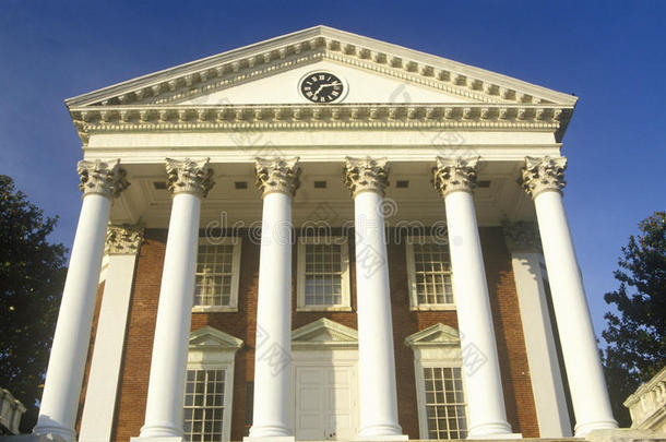 弗吉尼亚大学建筑<strong>专栏</strong>灵感来自托马斯杰斐逊，夏洛茨维尔，弗吉尼亚州