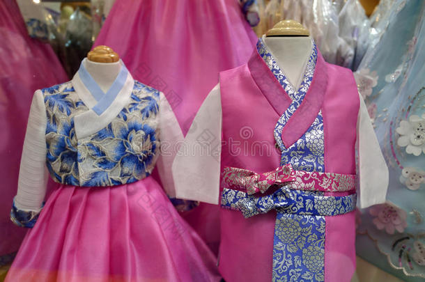 韩国传统服饰
