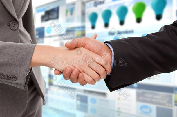 两个商人握手<strong>亲密</strong>的复合图像