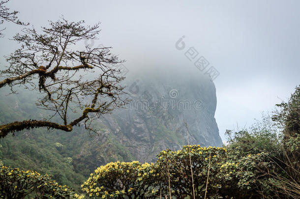 凡斯潘山