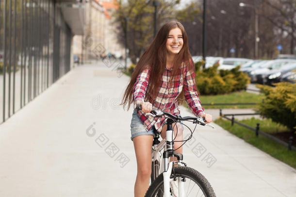 活动成人美丽的自行车选中的