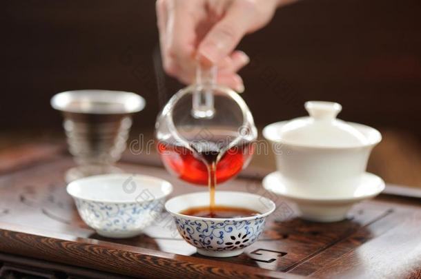 海湾普洱茶的中国茶道