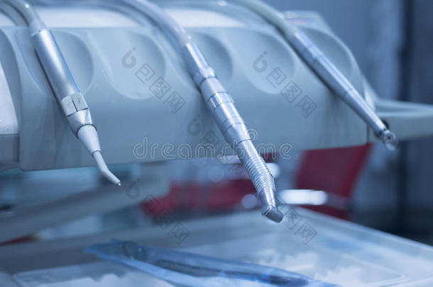牙科器械牙科钻头清洁工具牙科医生外科诊所