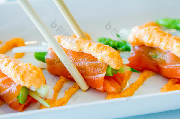 开胃菜亚洲芦笋背景筷子