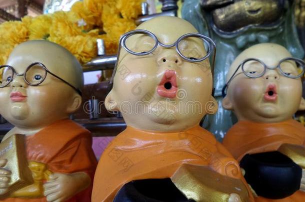 佛教徒切割器可爱的玩偶幸福的