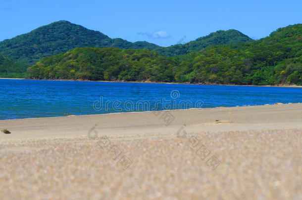 活动令人大为惊奇的海湾海滩美丽的