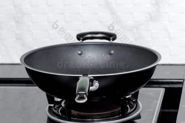 黑煎锅