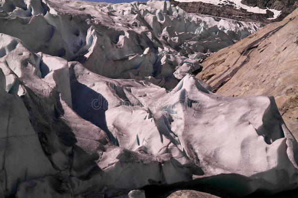 冰川裂缝