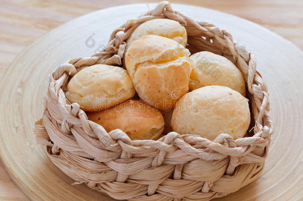 巴西小<strong>吃奶</strong>酪面包（pao de queijo）