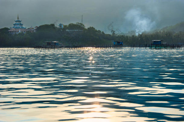 亚洲渔民岛湖风景