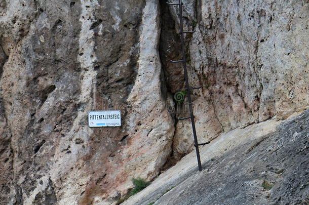 奥地利板悬崖攀登峭壁