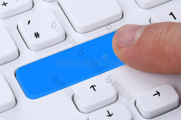 手指按空按钮电脑互联网在线